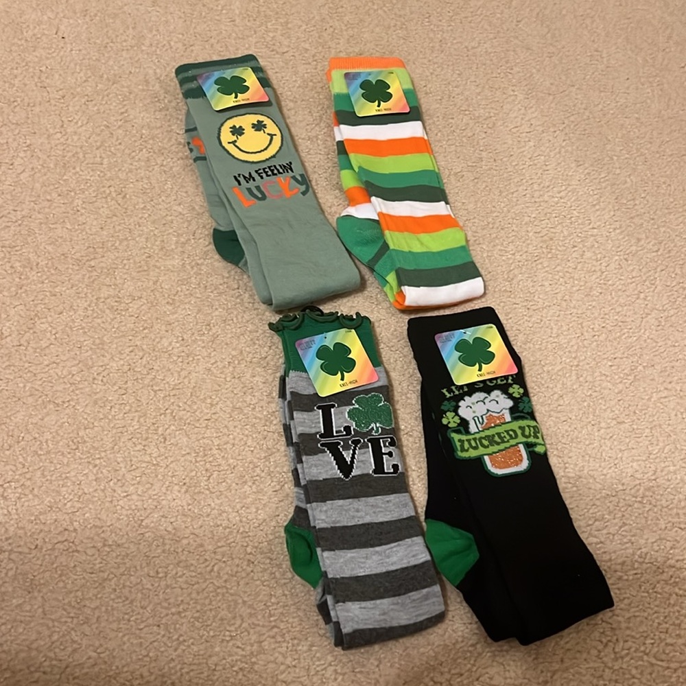 NWT 4 Knee-High Sacks